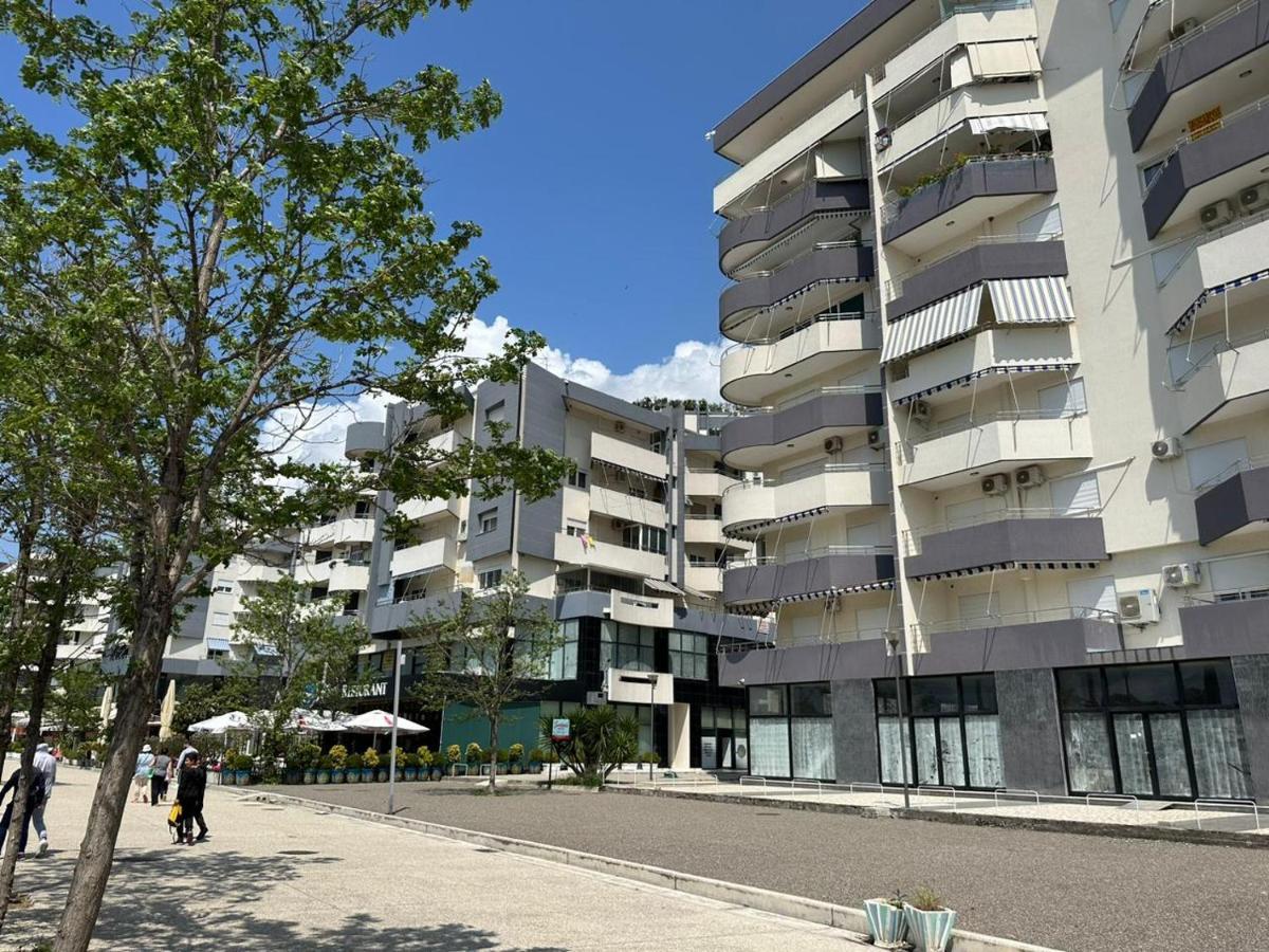 Siloria Apartments Vlora Kültér fotó