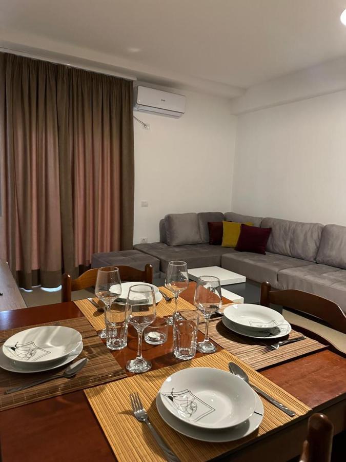Siloria Apartments Vlora Kültér fotó