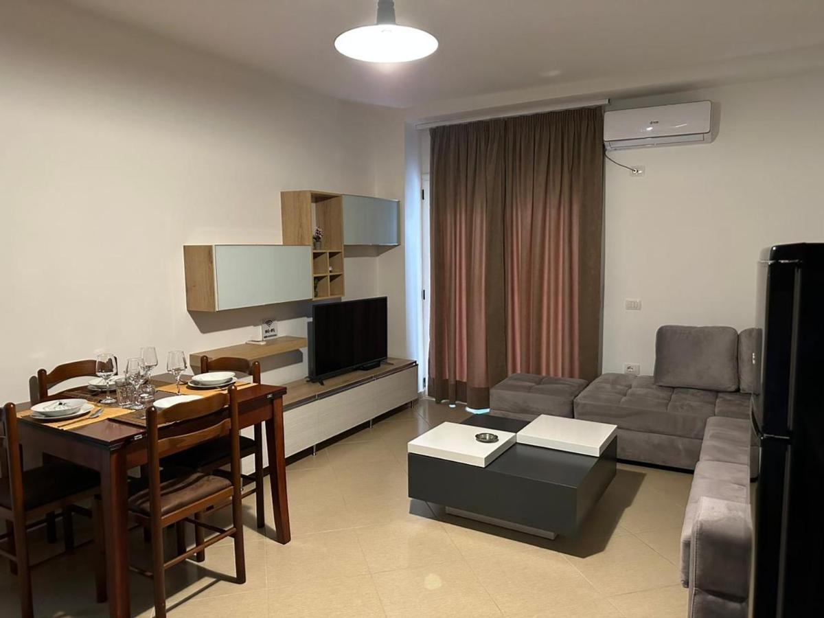 Siloria Apartments Vlora Kültér fotó