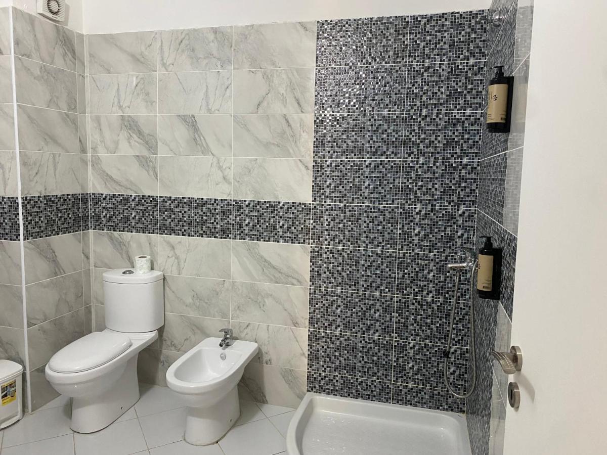 Siloria Apartments Vlora Kültér fotó