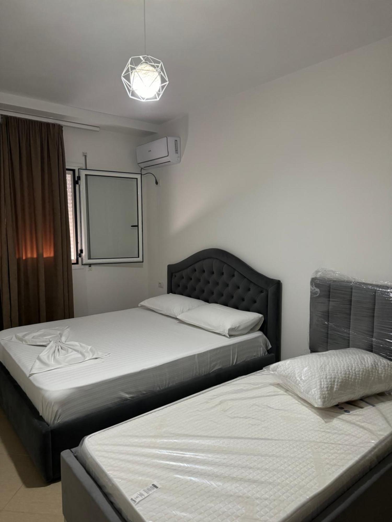 Siloria Apartments Vlora Kültér fotó